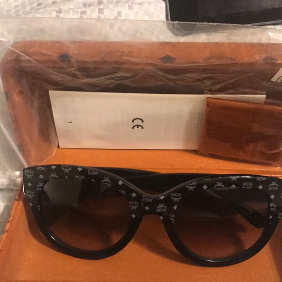 MCM Accessories - 100% AUTH MCM DESIGNER SUNGLASSES NIB